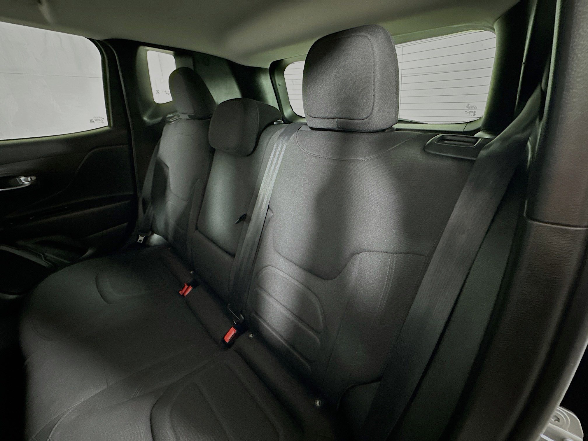 Used 2022 Jeep Renegade Latitude w/ Convenience Group image 23