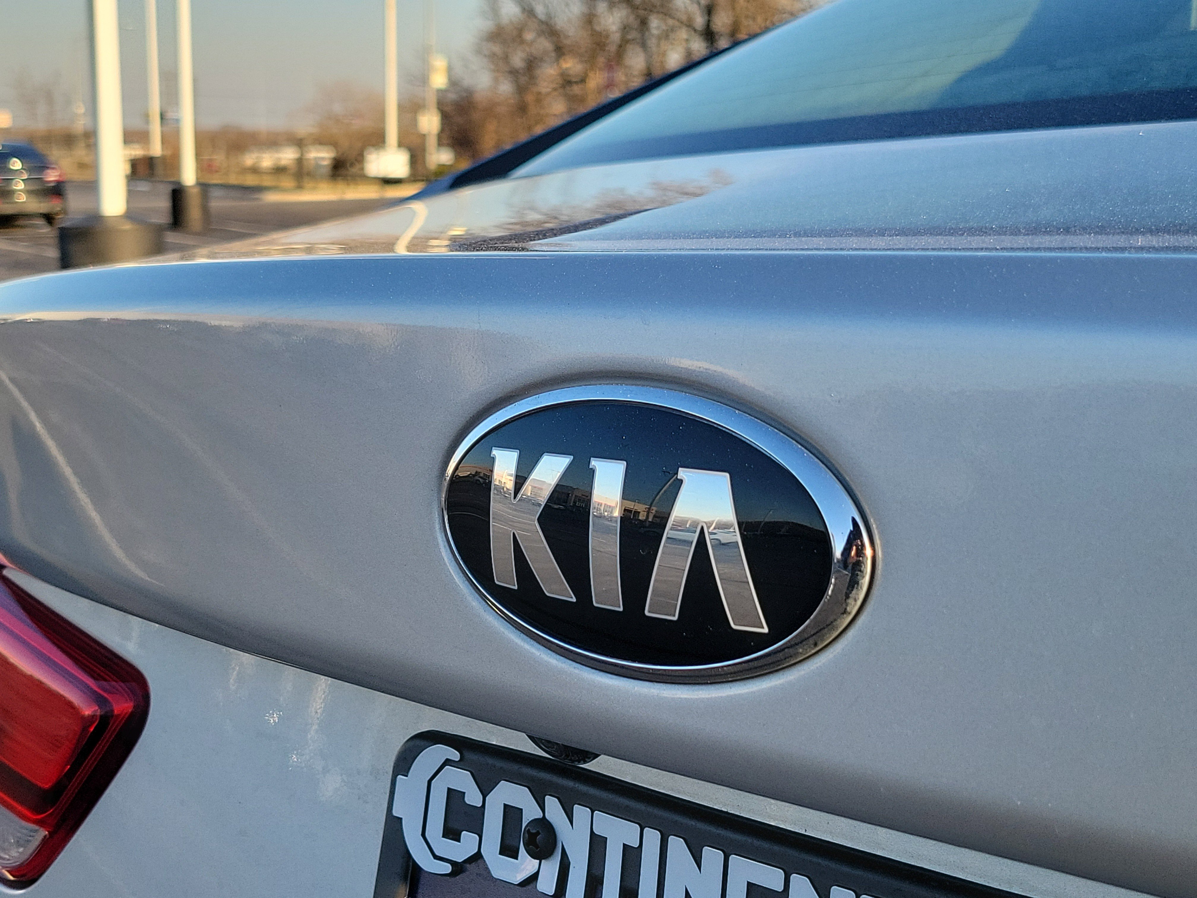 Used 2017 Kia Optima LX image 7