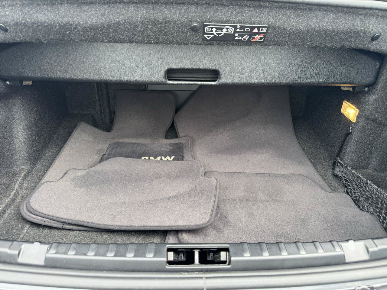 Used 2008 BMW 135i Convertible RWD image 19