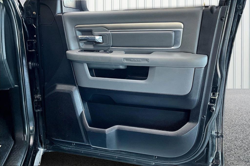 Used 2016 RAM 1500 Big Horn image 27
