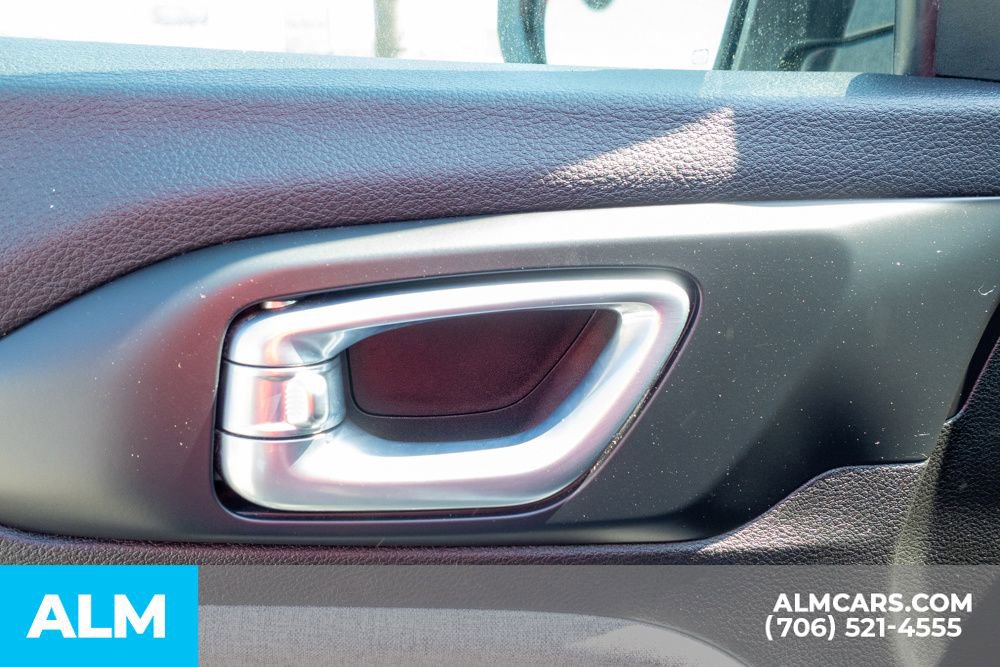 Used 2024 Jeep Compass Latitude image 18