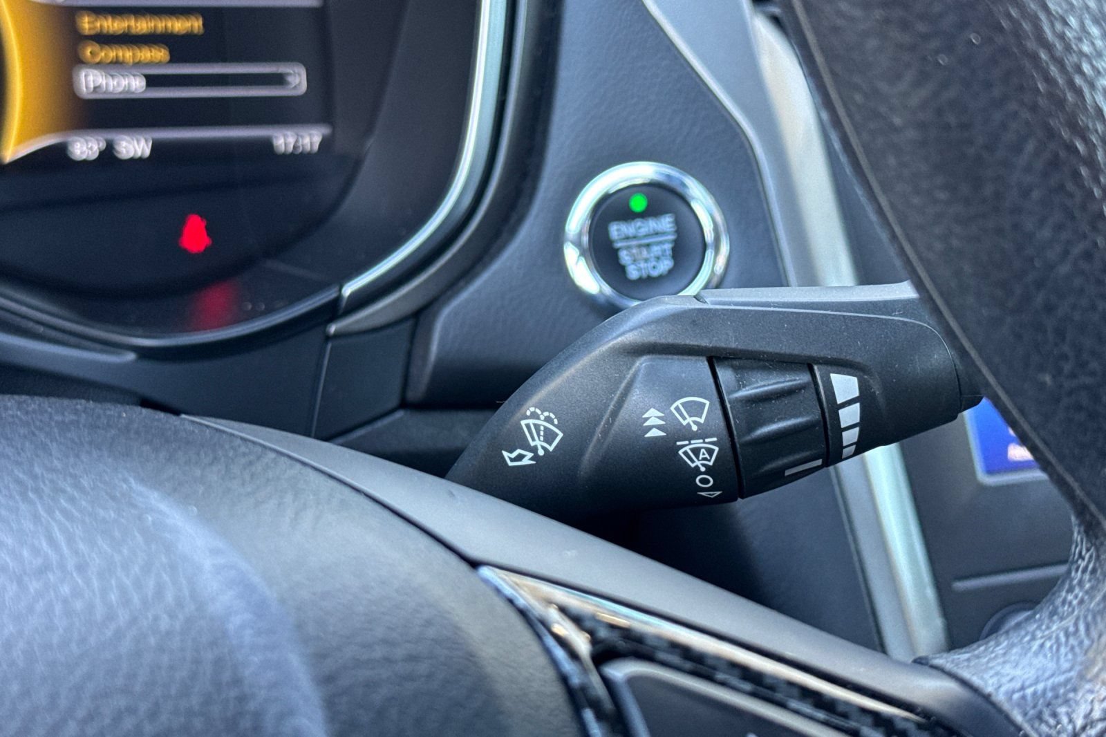 Used 2020 Ford Fusion SE FWD image 39