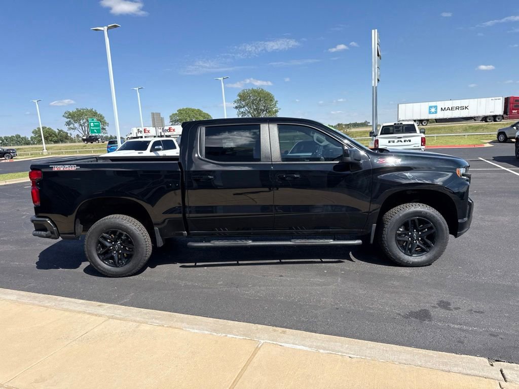 Used 2021 Chevrolet Silverado 1500 LT Trail Boss w/ Bed Protection Package AWD/4WD image 7