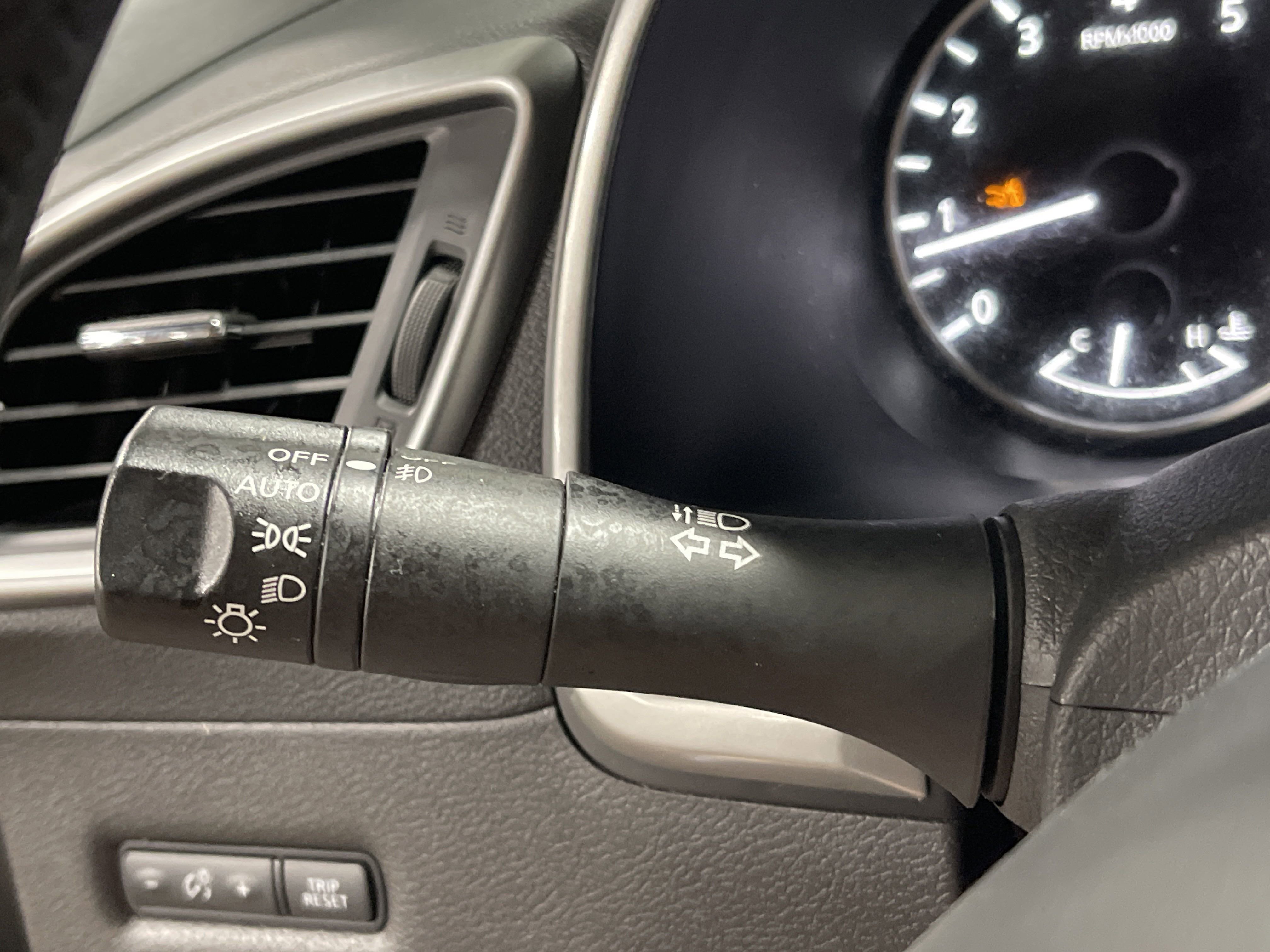 Used 2024 Nissan Murano SV w/ SV Midnight Edition Package image 20