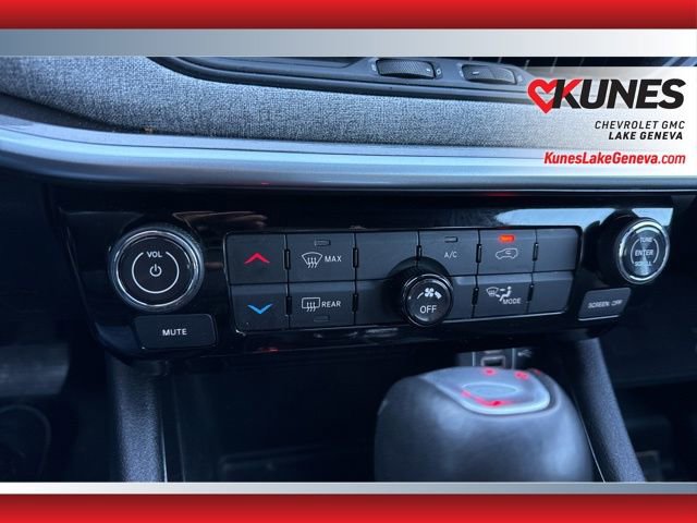 Used 2024 Jeep Compass Latitude image 20