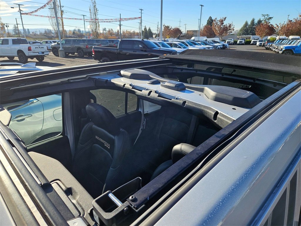 Used 2024 Jeep Wrangler Unlimited Rubicon 392 image 30