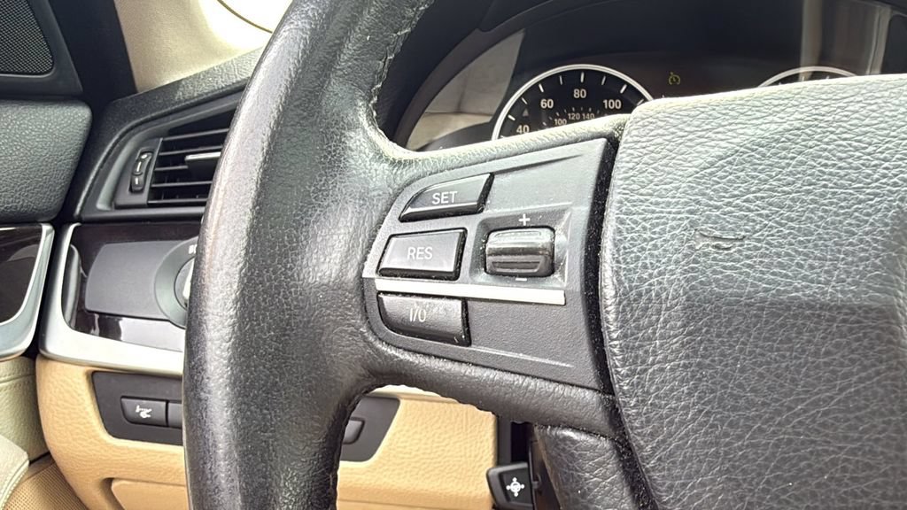 Used 2014 BMW 528i Sedan RWD image 32