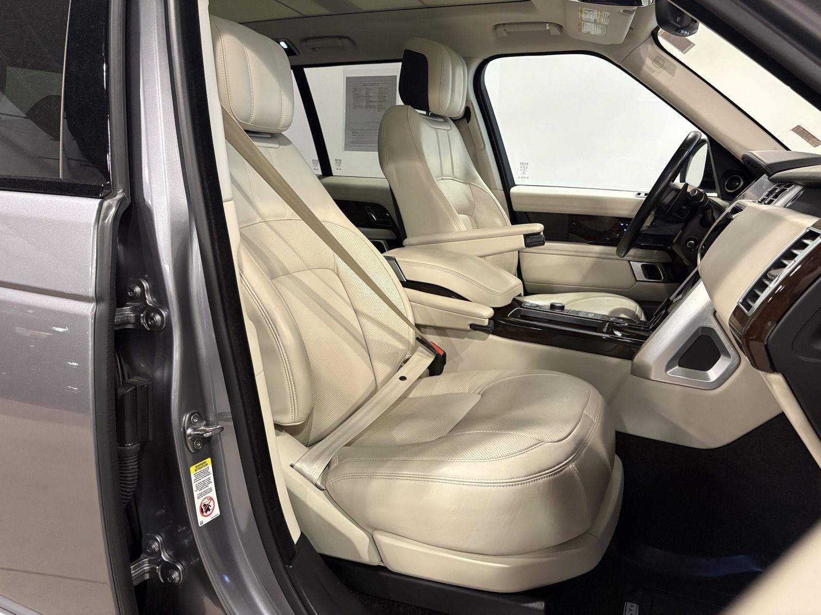 Used 2020 Land Rover Range Rover HSE AWD/4WD image 43