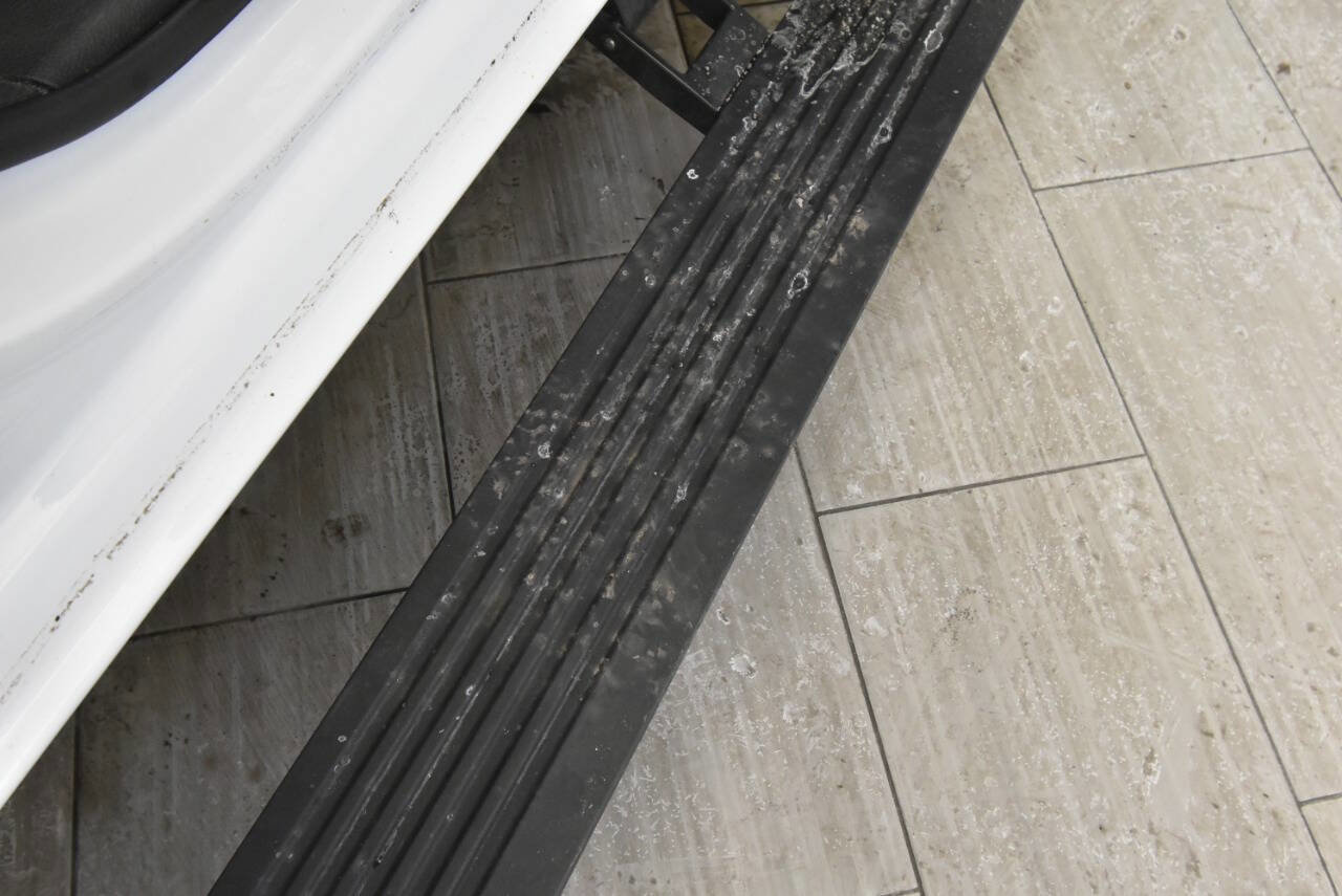 Used 2022 RAM 1500 Limited image 13