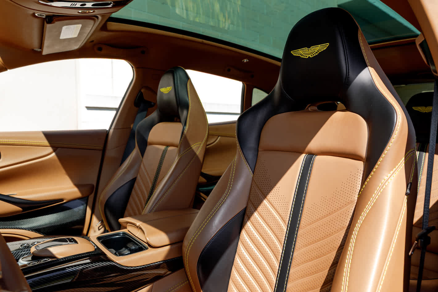 Used 2023 Aston Martin DBX 707 image 44