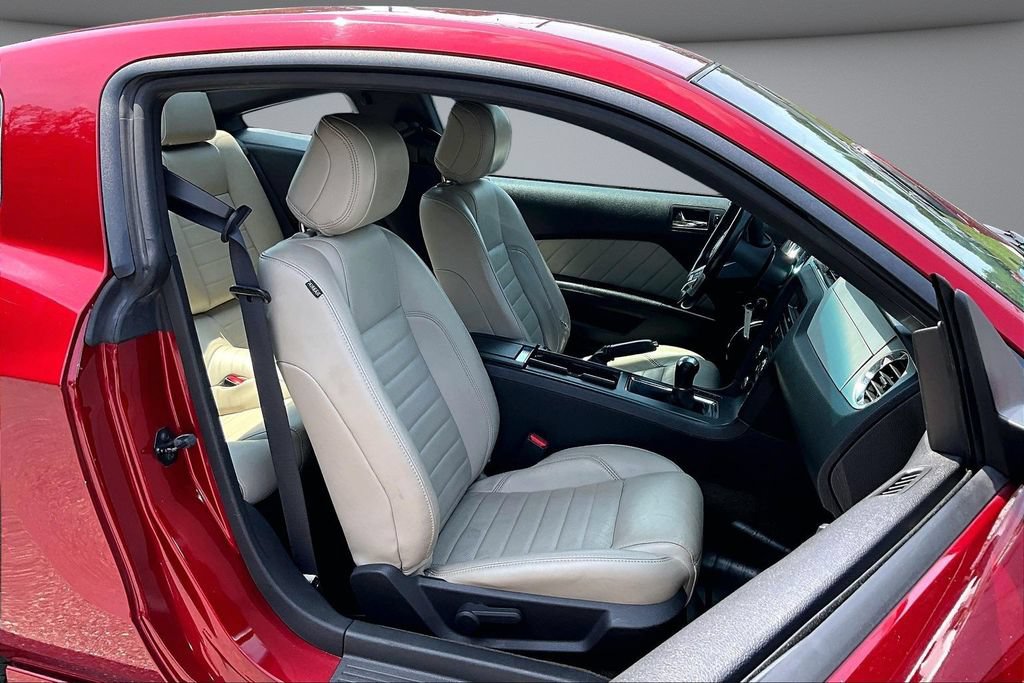 Used 2014 Ford Mustang Premium w/ V6 Performance Package RWD image 27
