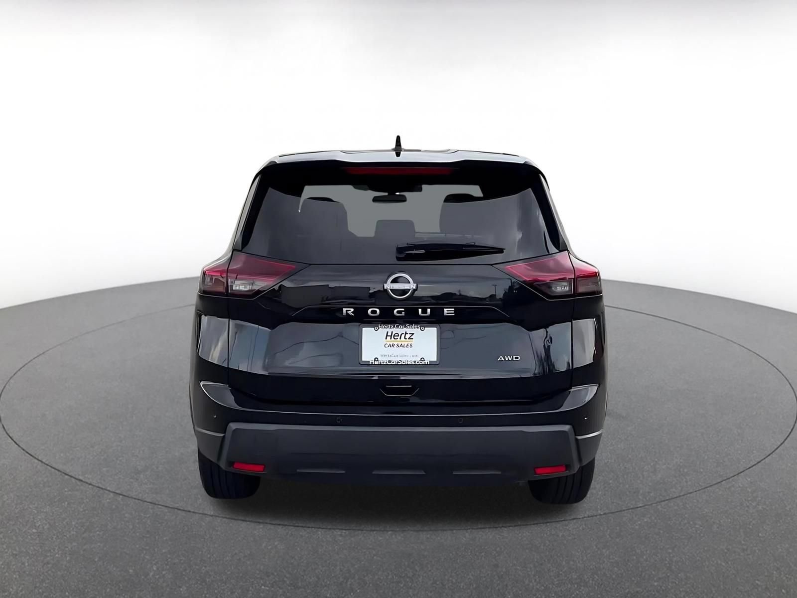 Used 2025 Nissan Rogue SV AWD/4WD image 10