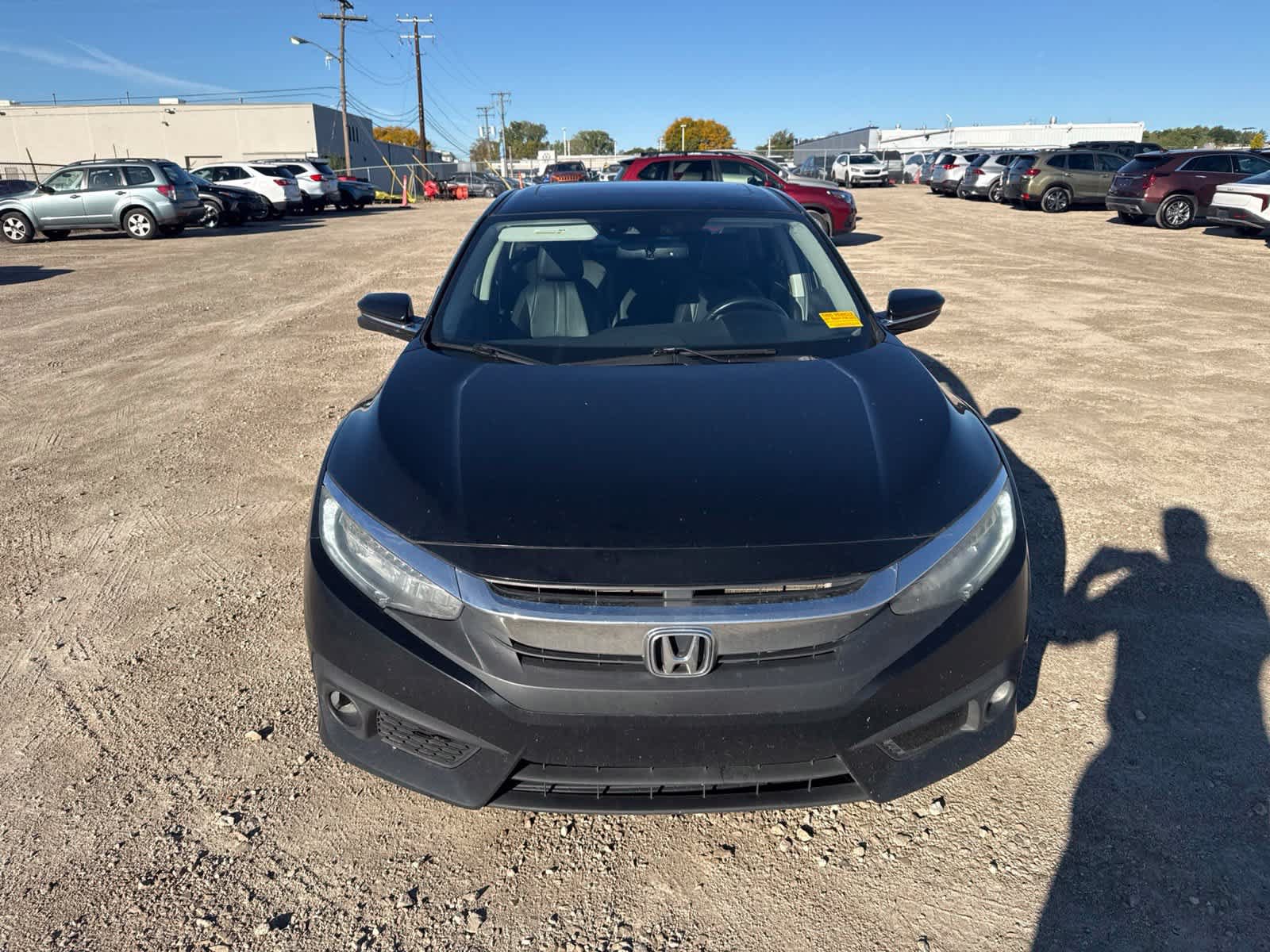 Used 2017 Honda Civic Touring image 10