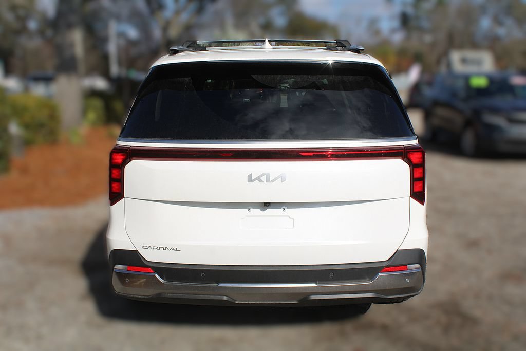 New 2027 Kia Carnival SX FWD image 11