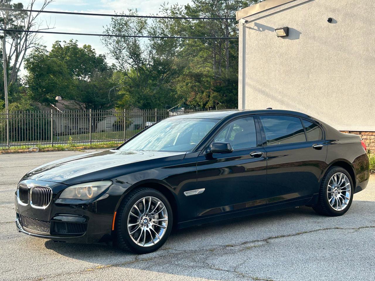 Used 2011 BMW 750Li RWD image 5