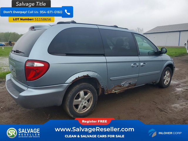 Used 2006 Dodge Grand Caravan SXT FWD image 4