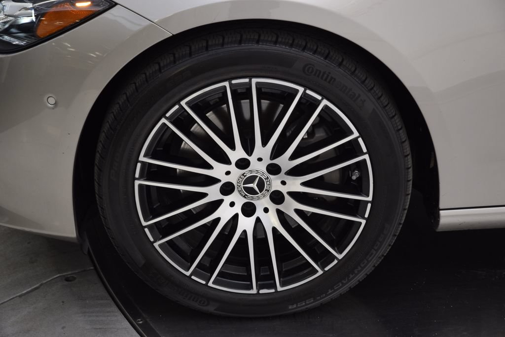 Used 2022 Mercedes-Benz C 300 Sedan image 12