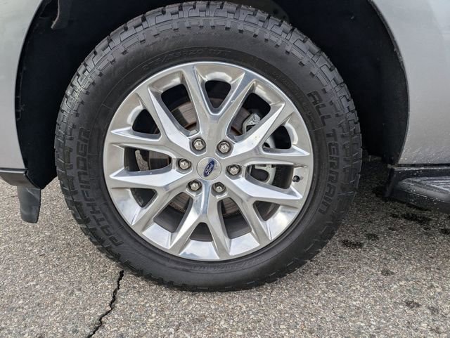 Used 2020 Ford Expedition XLT image 21