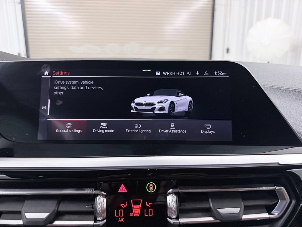 Used 2020 BMW Z4 M40i w/ Executive Package RWD image 39