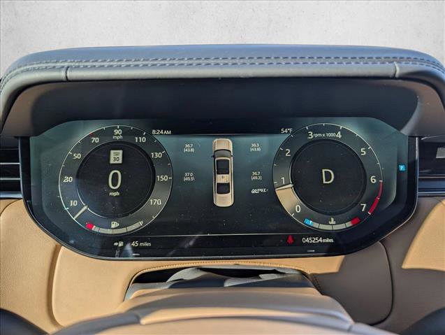 Used 2023 Land Rover Range Rover SE image 12