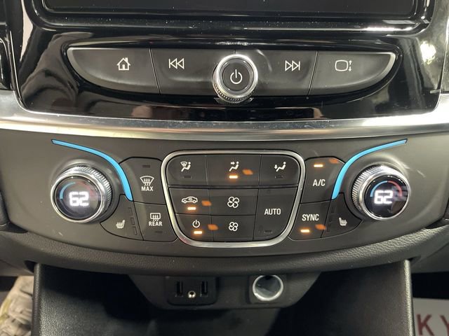 Used 2023 Chevrolet Traverse LT AWD/4WD image 19