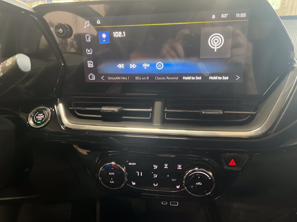 New 2026 Chevrolet Trax RS w/ Driver Confidence Package FWD image 18