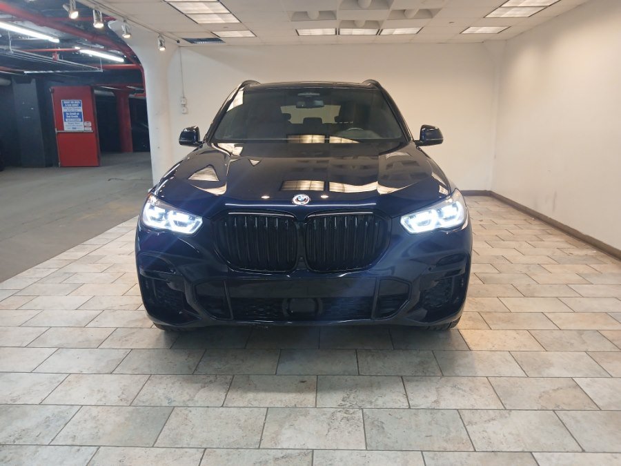 Used 2023 BMW X5 M50i w/ Executive Package AWD/4WD image 10