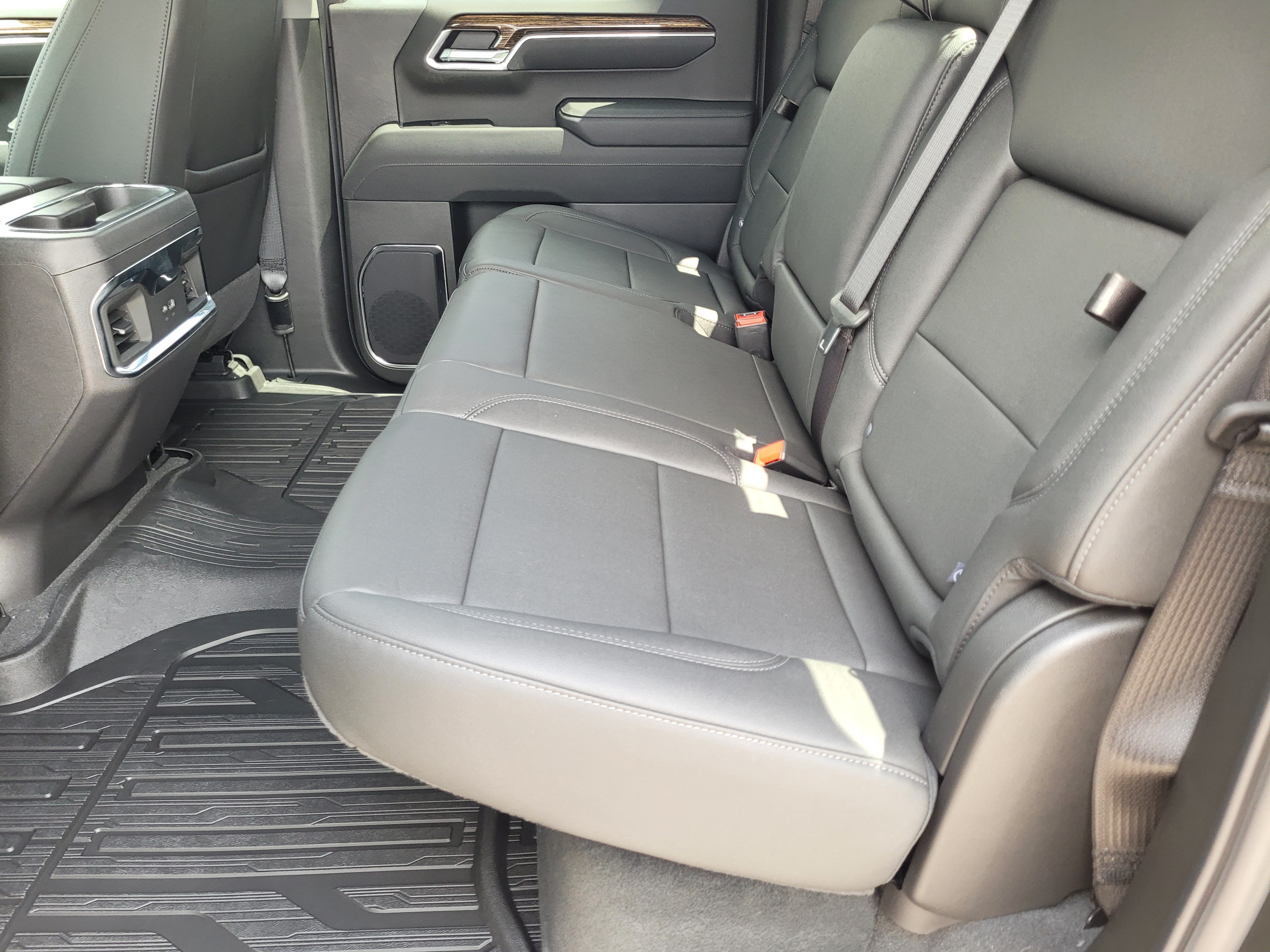 New 2026 GMC Sierra 1500 Elevation w/ Elevation Premium Package AWD/4WD image 25