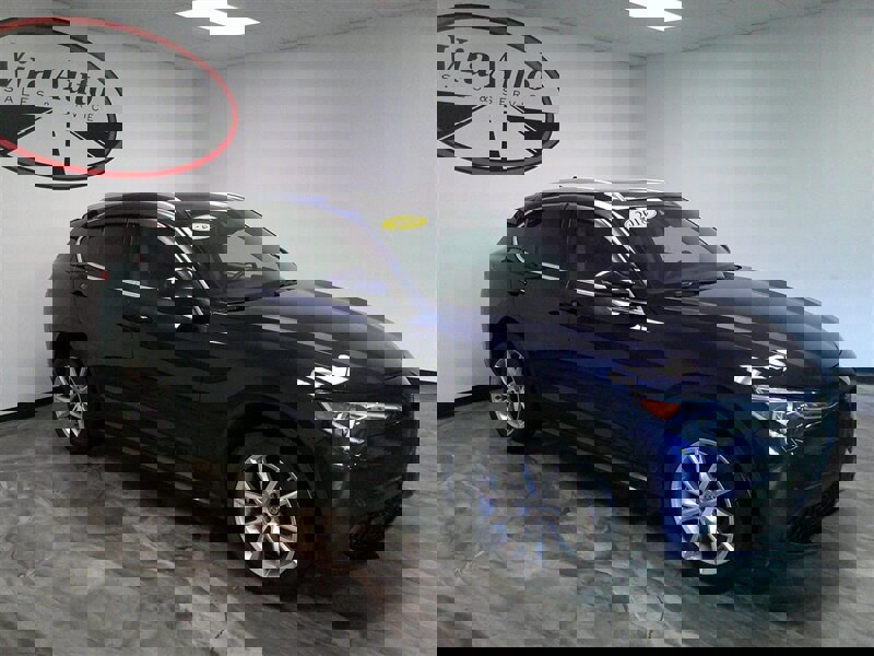 Used 2018 Alfa Romeo Stelvio Ti image 4