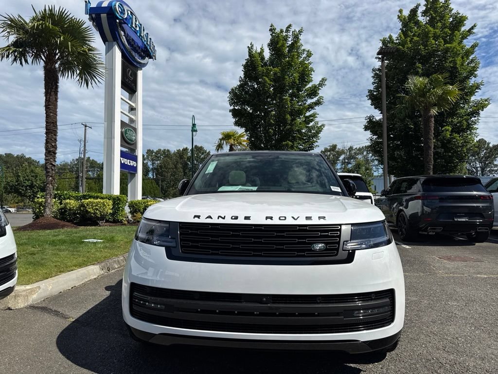 New 2026 Land Rover Range Rover Long Wheelbase SE AWD/4WD image 9
