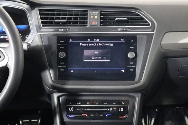Used 2023 Volkswagen Tiguan SE R-Line FWD image 23