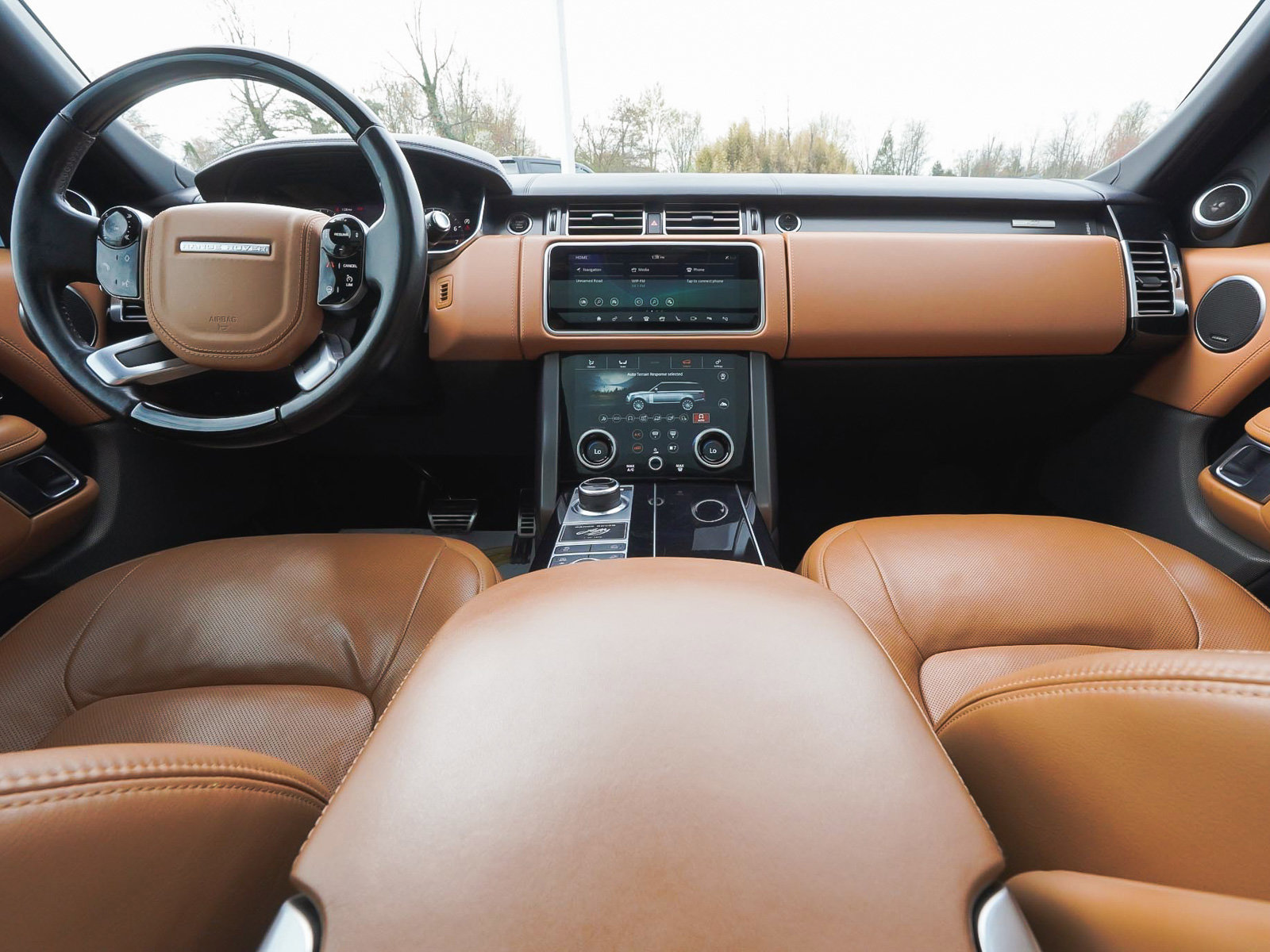 Used 2021 Land Rover Range Rover Autobiography Fifty Edition image 40