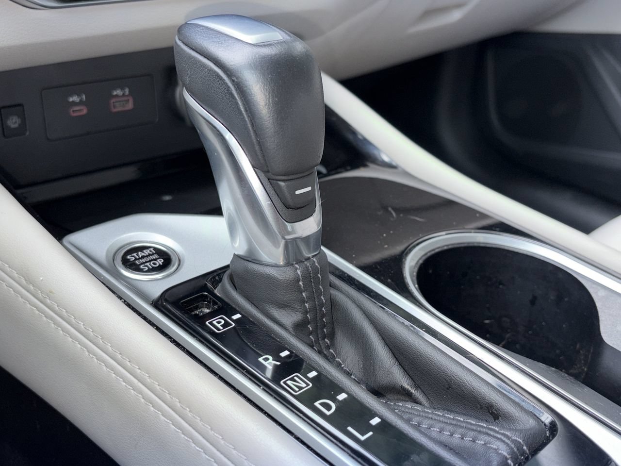 Used 2023 Nissan Altima 2.5 SV w/ SV Premium Package FWD image 8