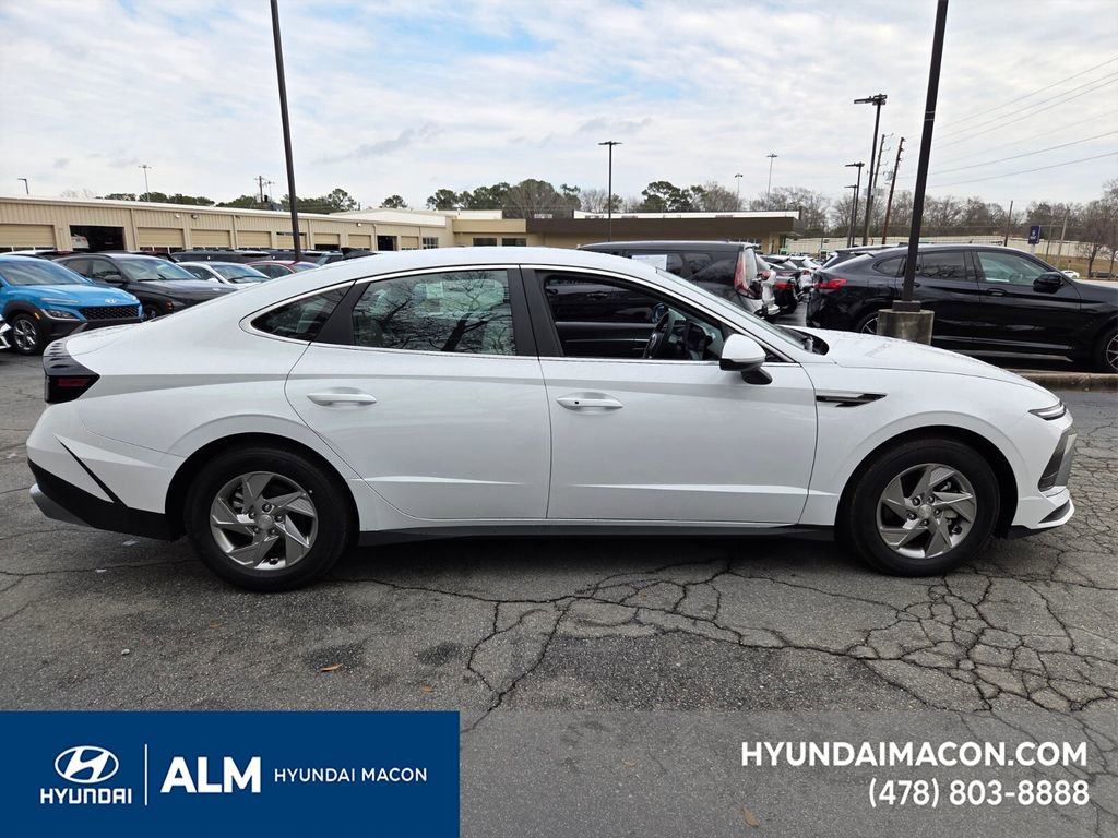 New 2025 Hyundai Sonata SE image 7