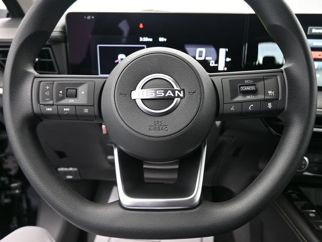 Used 2025 Nissan Kicks SV w/ SV Premium Package AWD/4WD image 18