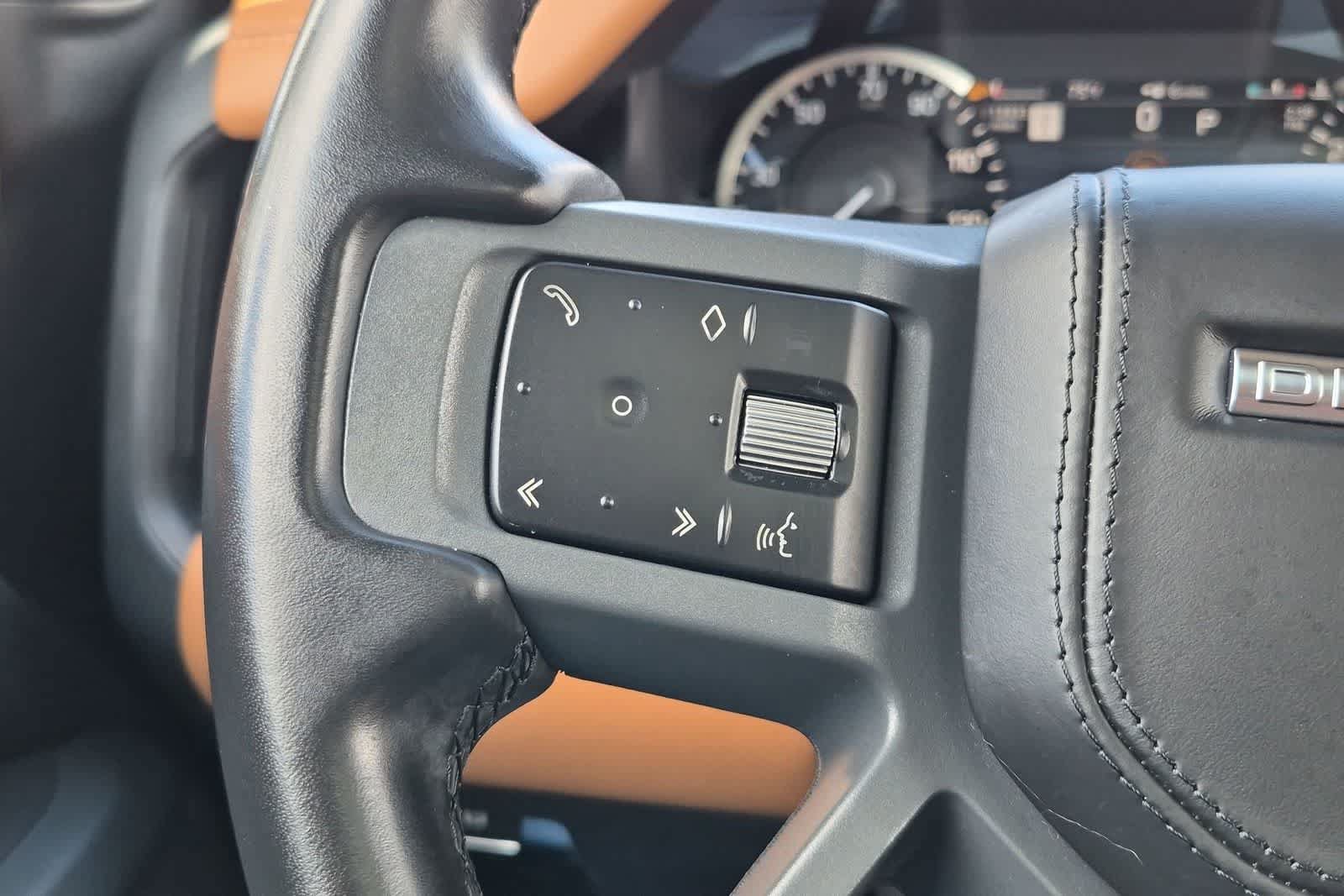 Certified 2023 Land Rover Defender 110 X-Dynamic SE AWD/4WD image 24