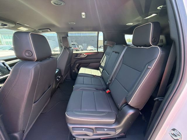 New 2026 GMC Yukon XL Elevation AWD/4WD image 18
