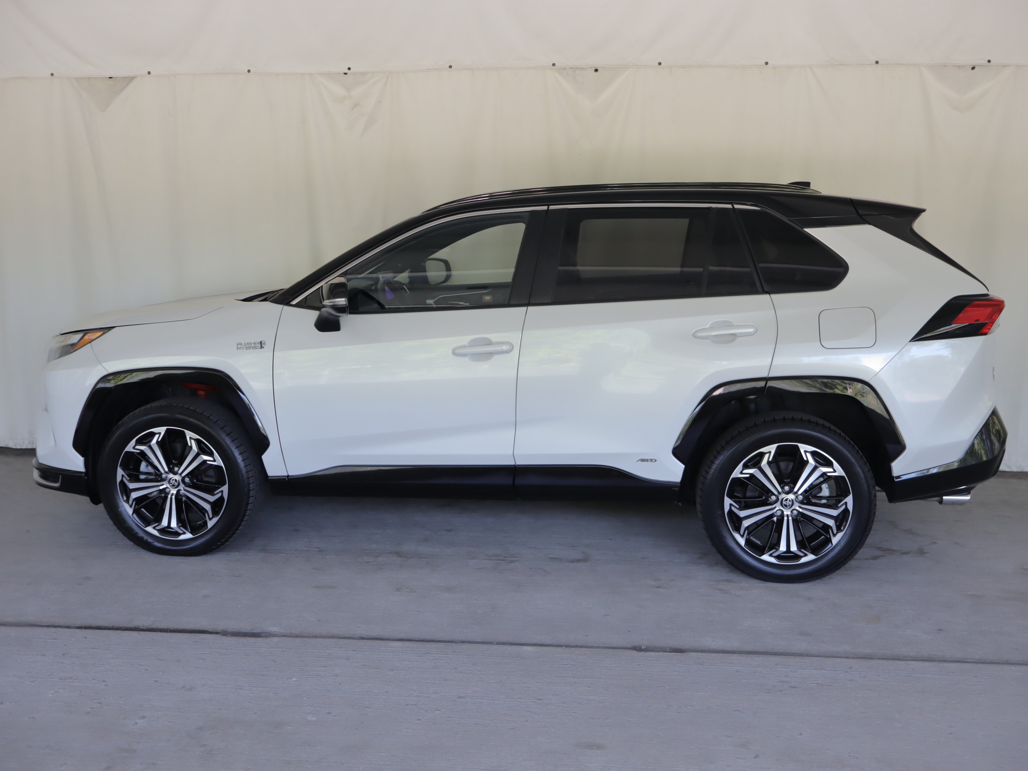 Used 2023 Toyota RAV4 XSE w/ Weather Package AWD/4WD image 26