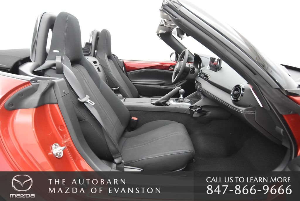 New 2026 MAZDA MX-5 Miata Club w/ Weather Package RWD image 26