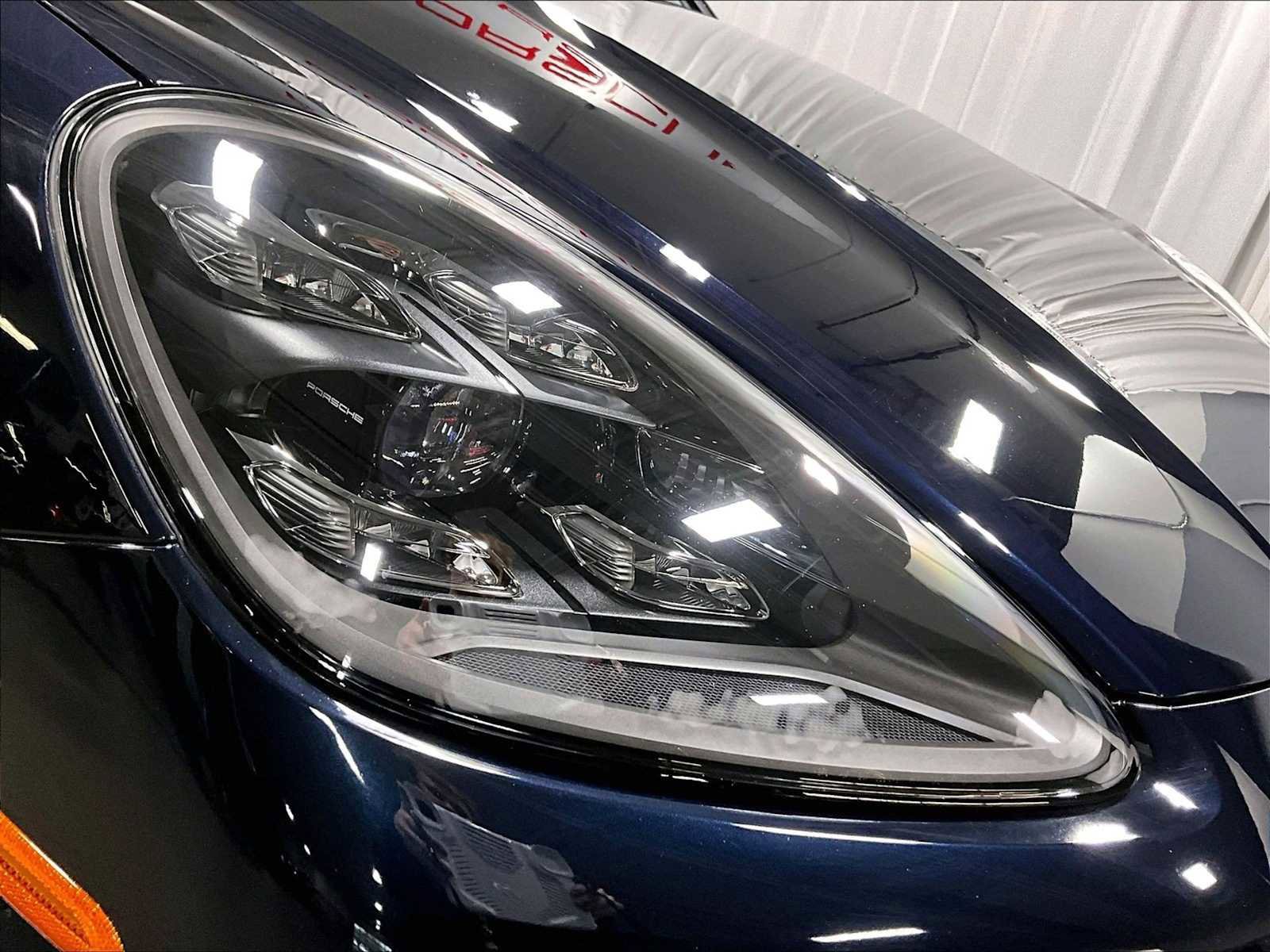 Used 2023 Porsche Cayenne Turbo S image 15