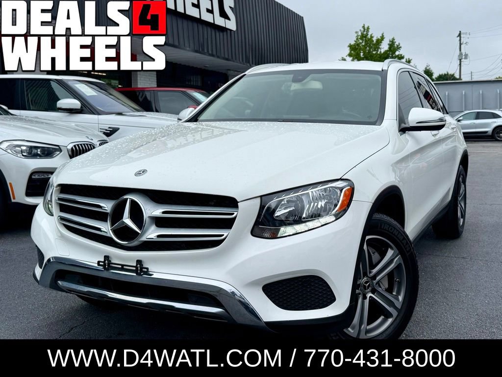 Used 2019 Mercedes-Benz GLC 300 4MATIC image 1