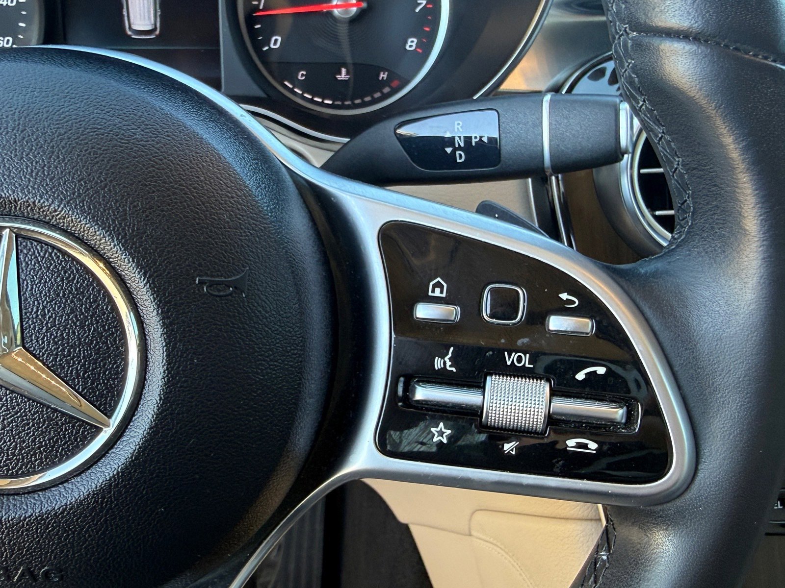 Used 2021 Mercedes-Benz GLC 300 image 14