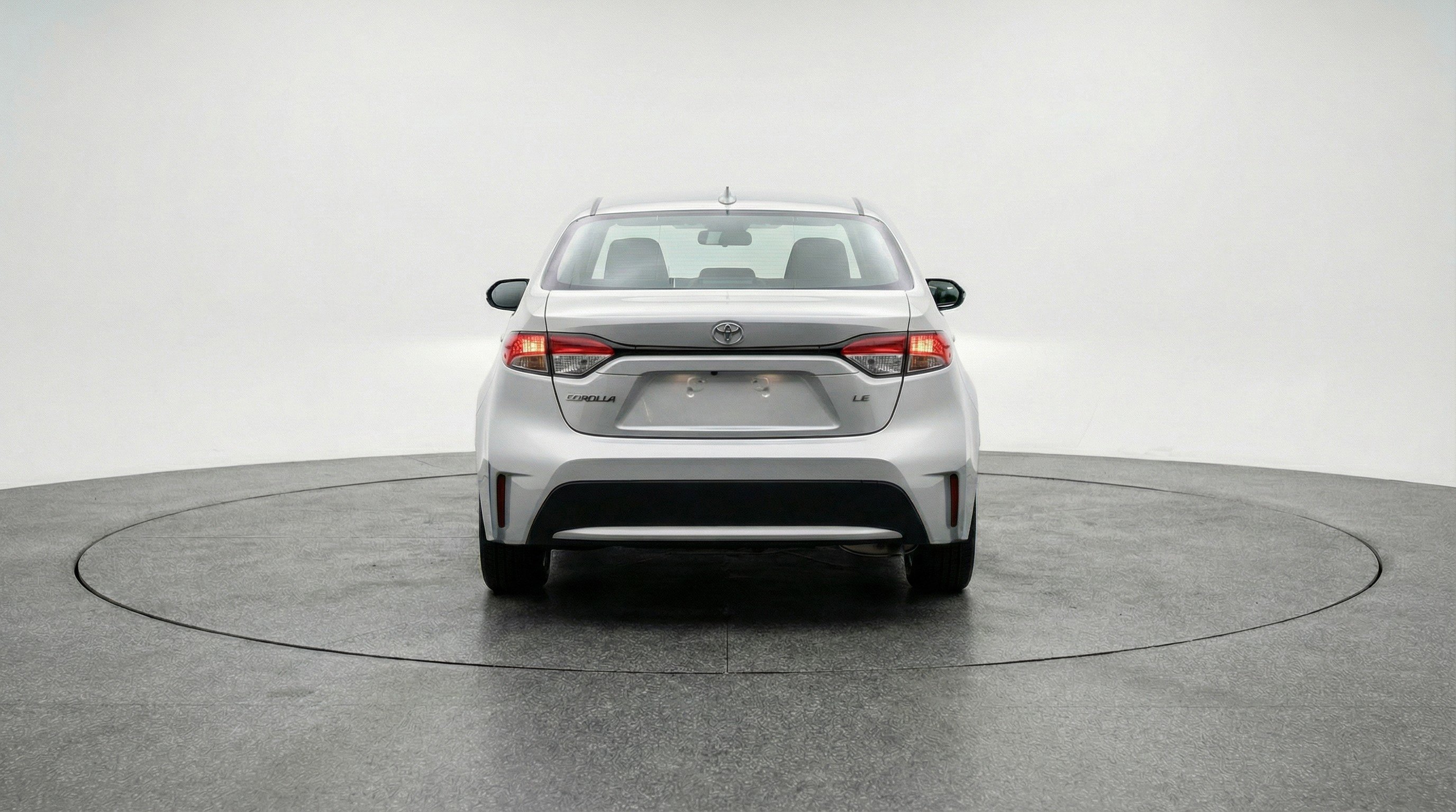 Used 2025 Toyota Corolla LE FWD image 7