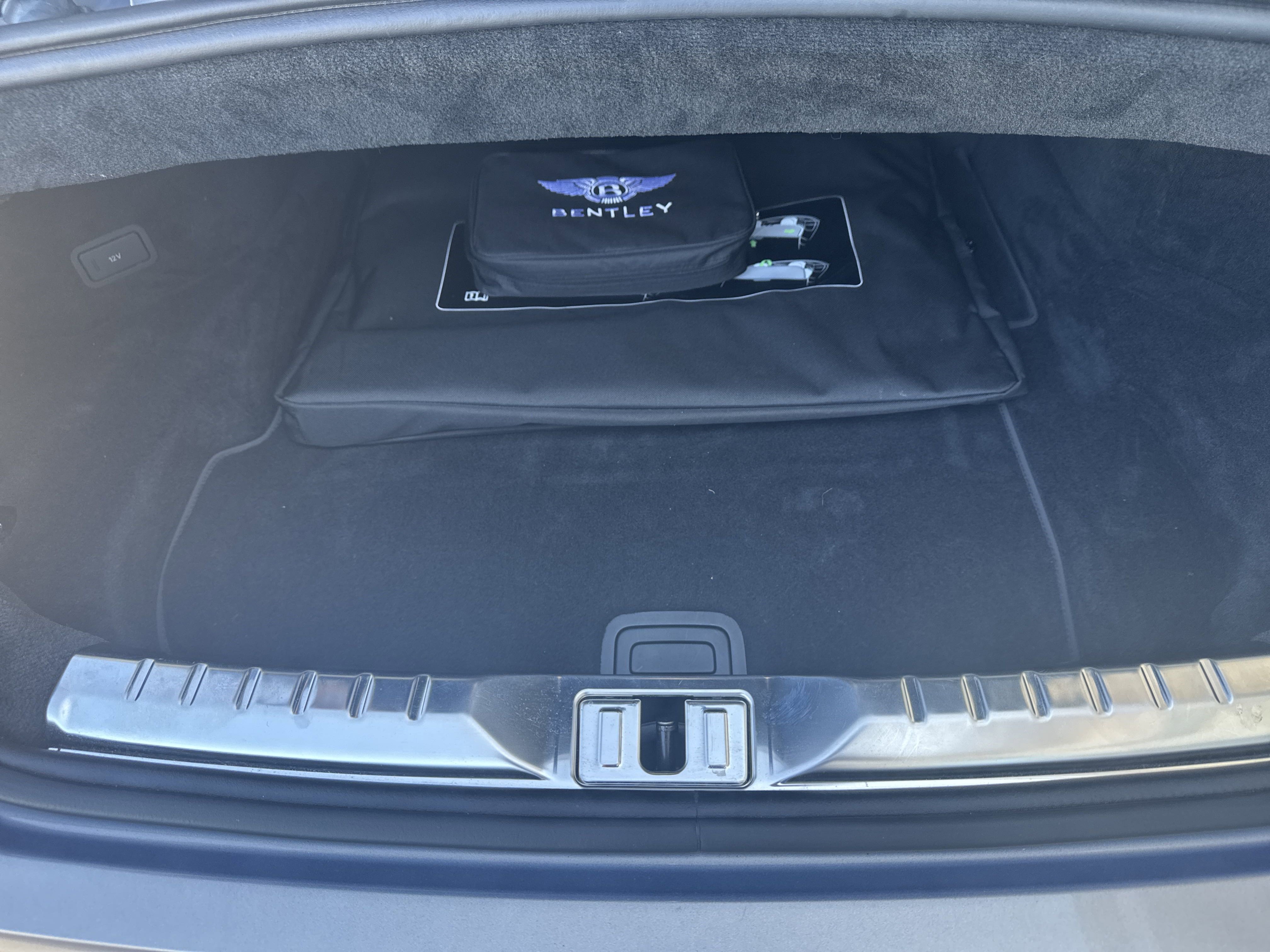 Used 2020 Bentley Continental GT image 27