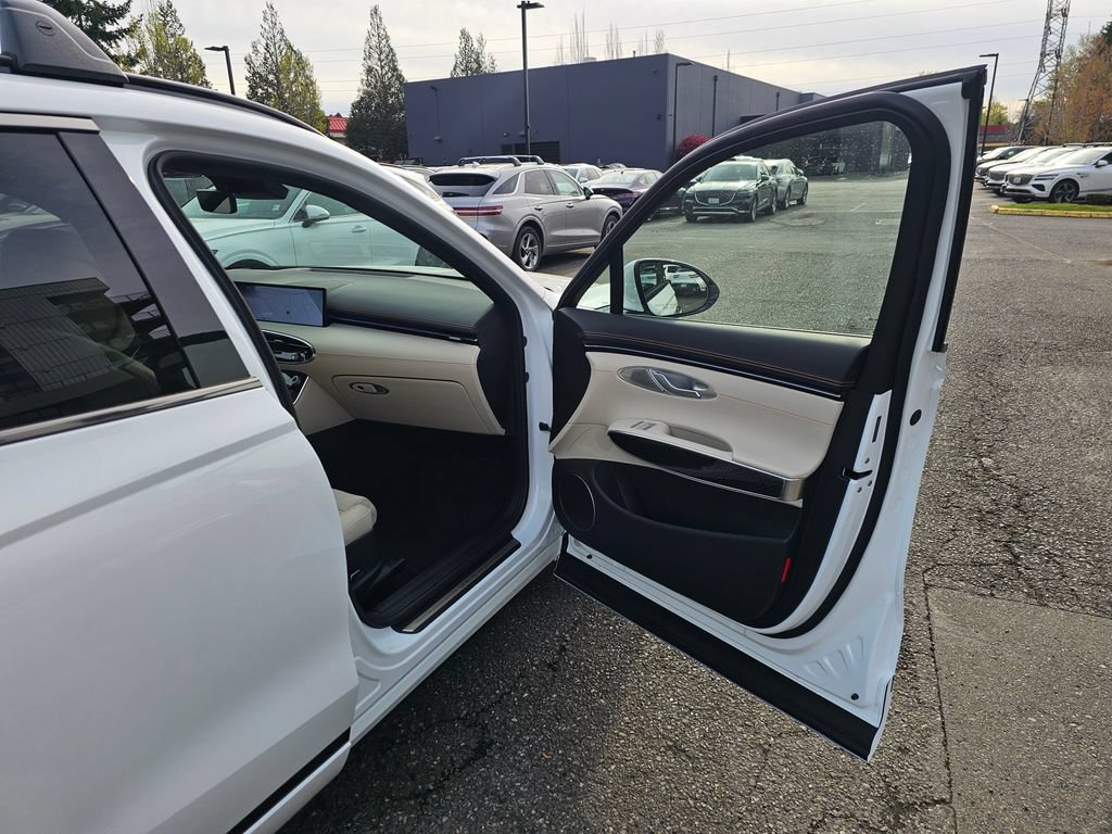 New 2026 Genesis GV70 3.5T Sport Prestige AWD/4WD image 28