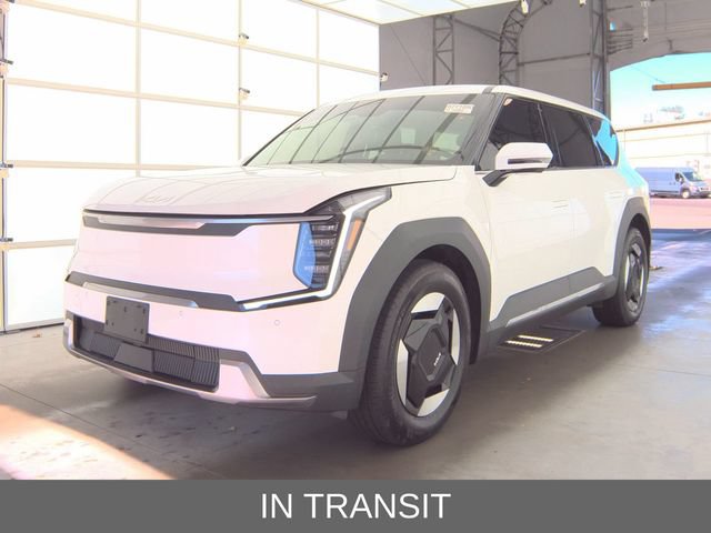 Used 2024 Kia EV9 Light Long Range RWD image 1