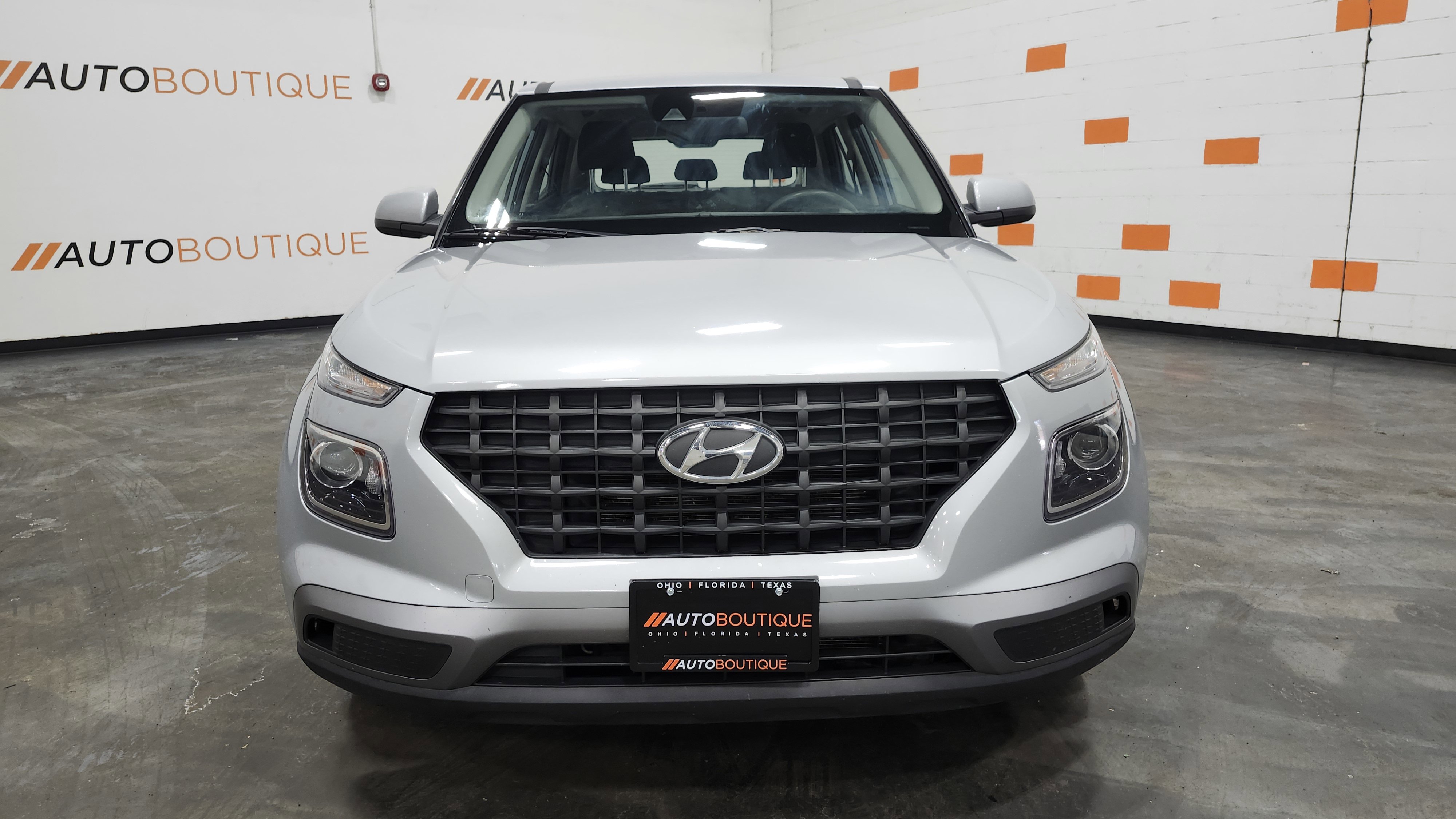 Used 2021 Hyundai Venue SE image 10