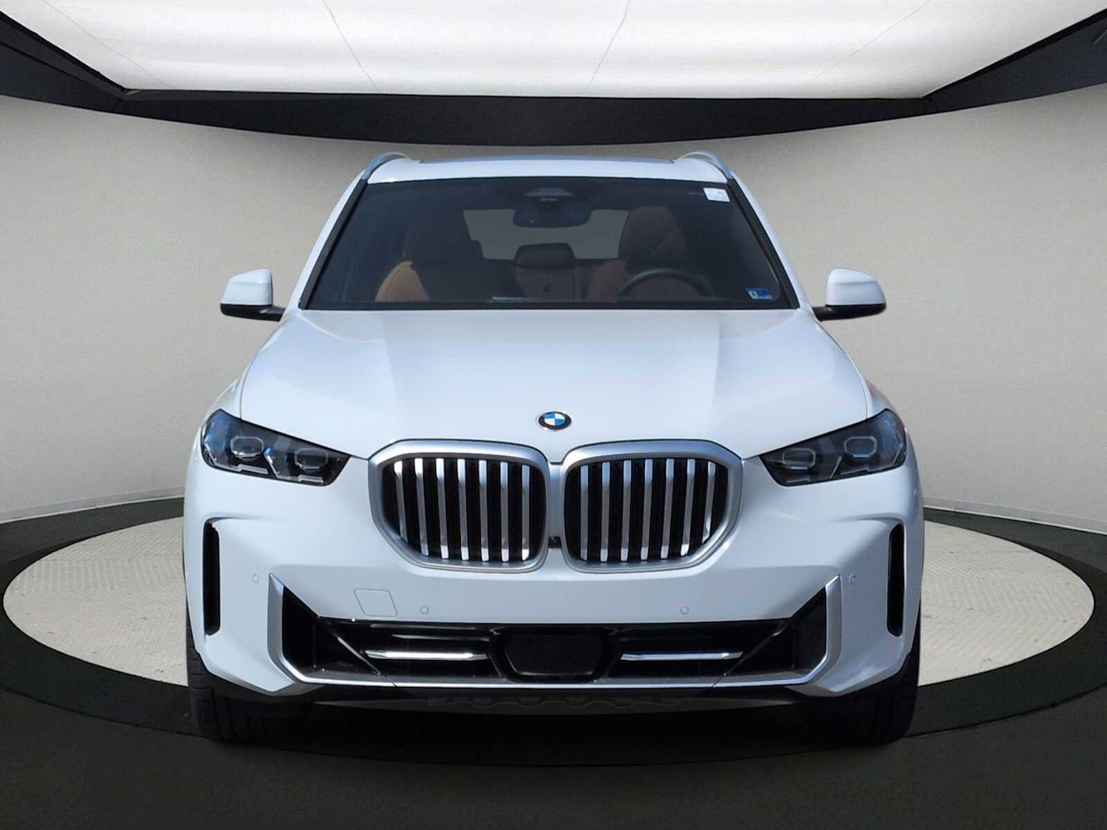 New 2026 BMW X5 xDrive40i w/ Off-Road Package image 3