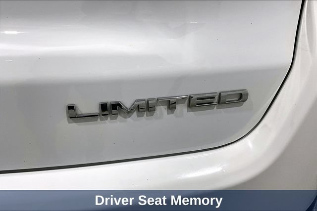 Used 2023 Jeep Compass Limited w/ Elite Group AWD/4WD image 32