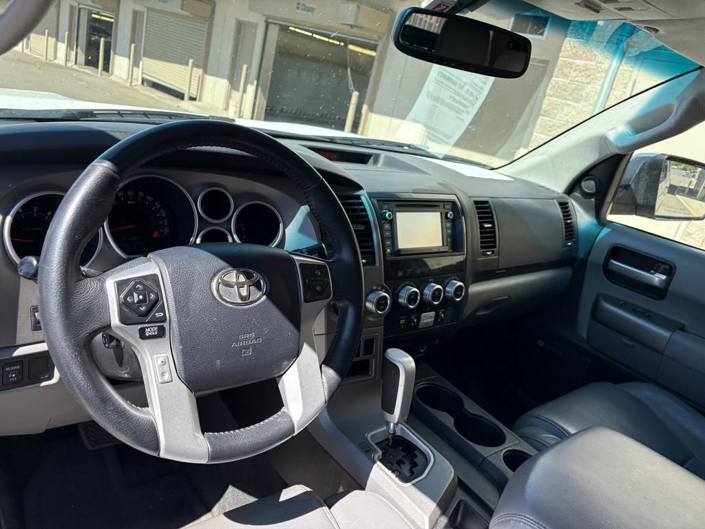 Used 2016 Toyota Sequoia Limited w/ Safety & Convenience Package AWD/4WD image 17